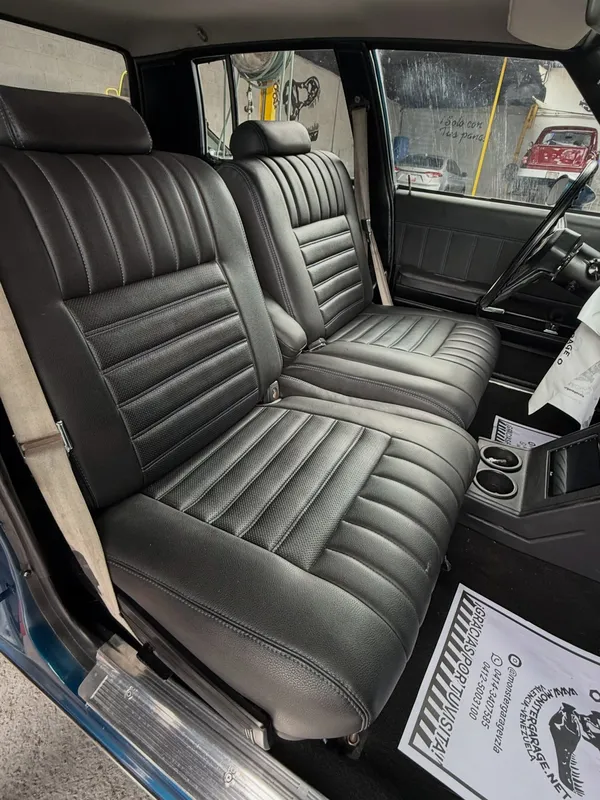 Chevrolet Malibu 1982 interior negro en Monster Garage Vzla, Valencia (foto 3)