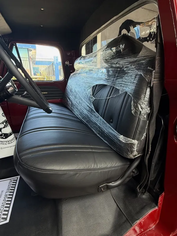 Ford F100 1966, interior negro, en Monster Garage Vzla, Valencia