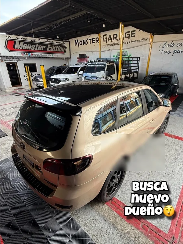 Hyundai Santa Fe pintura nueva en Monster Garage Vzla, Valencia (foto 2)