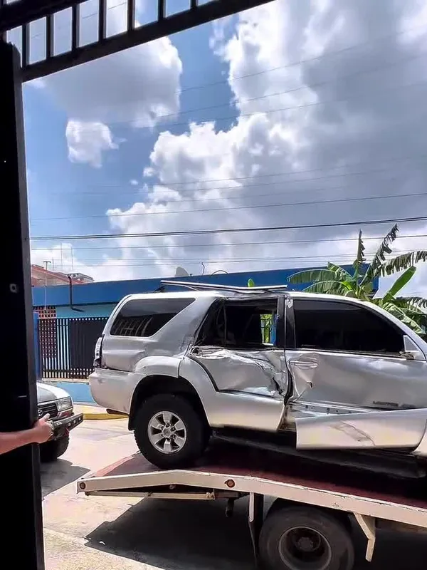 Toyota 4Runner plata (Caracas), plata, en Monster Garage Vzla, Valencia