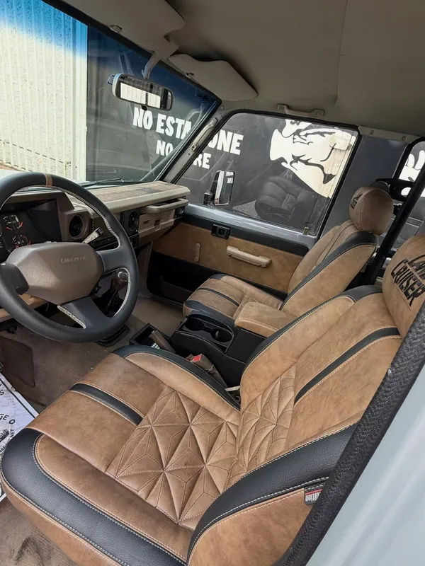 Toyota Machito interior en Monster Garage Vzla, Valencia (foto 2)